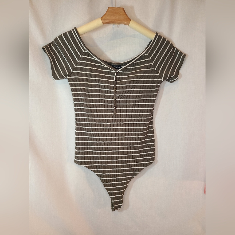 Rue21 Olive Green And White Ribbed  Striped Bodysuit With Button Detail
